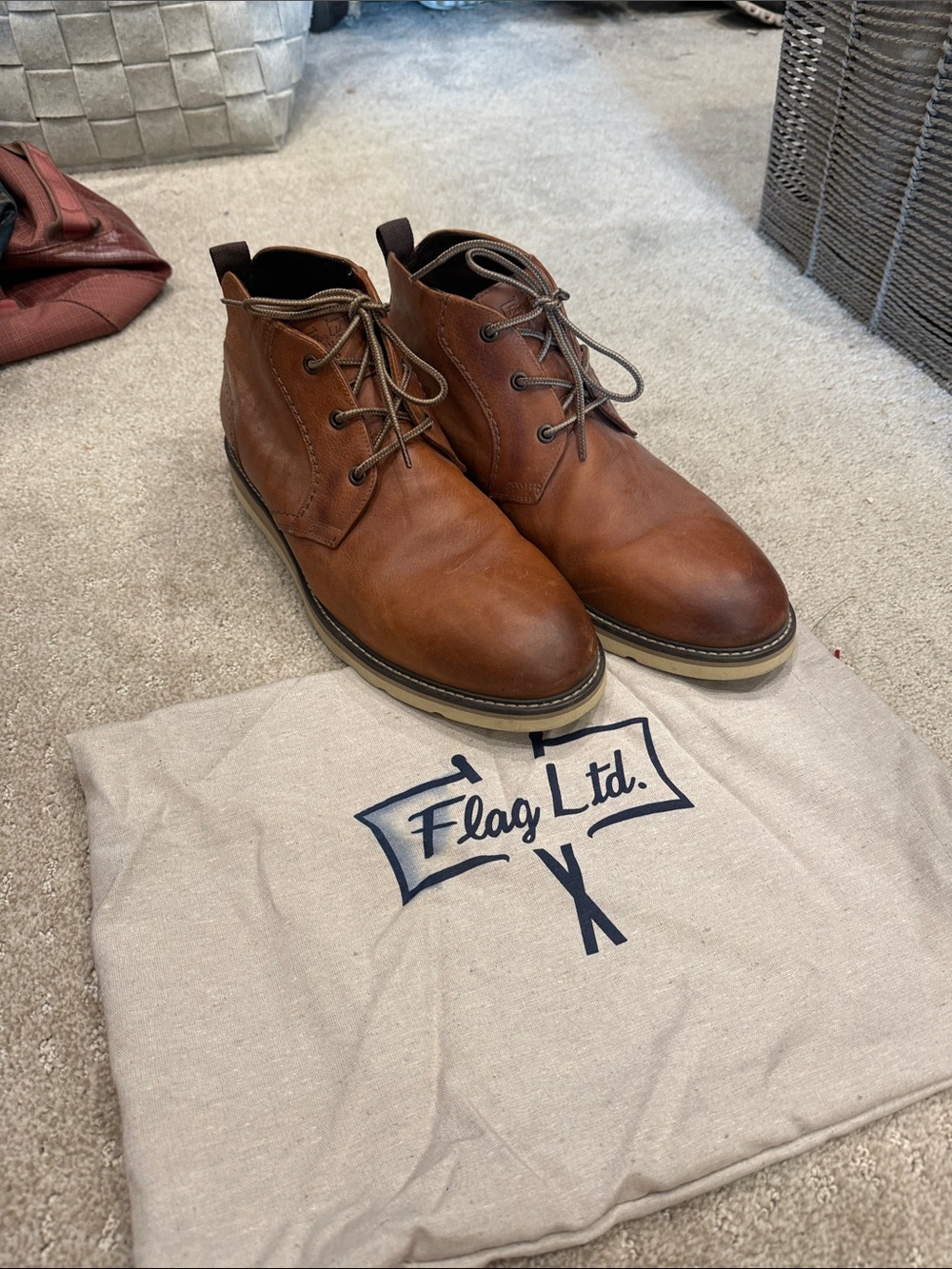 Flag Ltd. Men's Tan Leather Chukka Boots